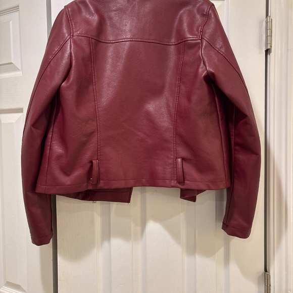 Ladies’ Forever 21 biker jacket in dark red imitation leather - Picture 4 of 4
